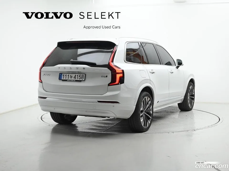 Volvo XC90 B6 2025 — миниатюра 2