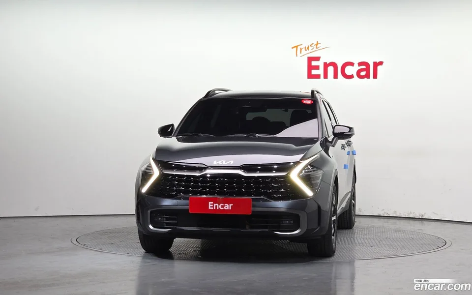 Kia Sportage Hybrid 2WD 2023 — миниатюра 3
