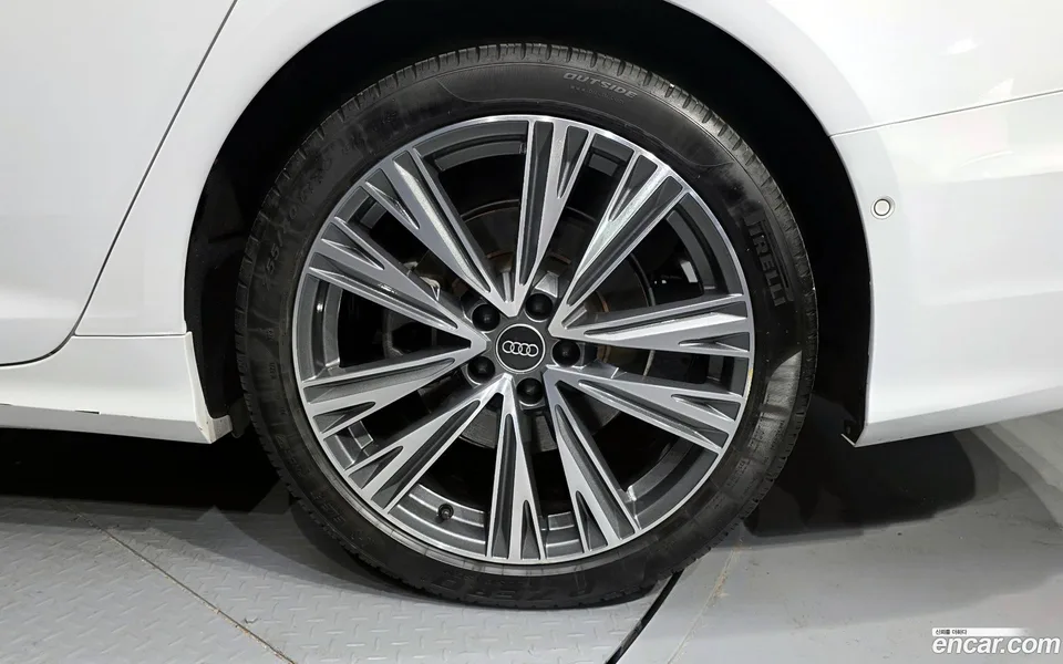 Audi A6 45 TFSI 2022 — миниатюра 5