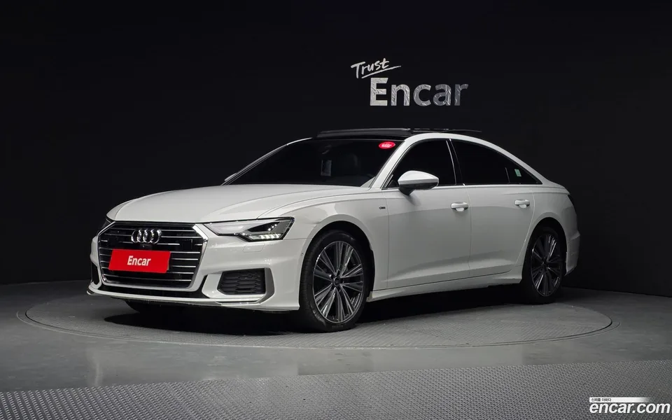 Audi A6 45 TFSI 2022 — фото 1, купить с доставкой в Москву
