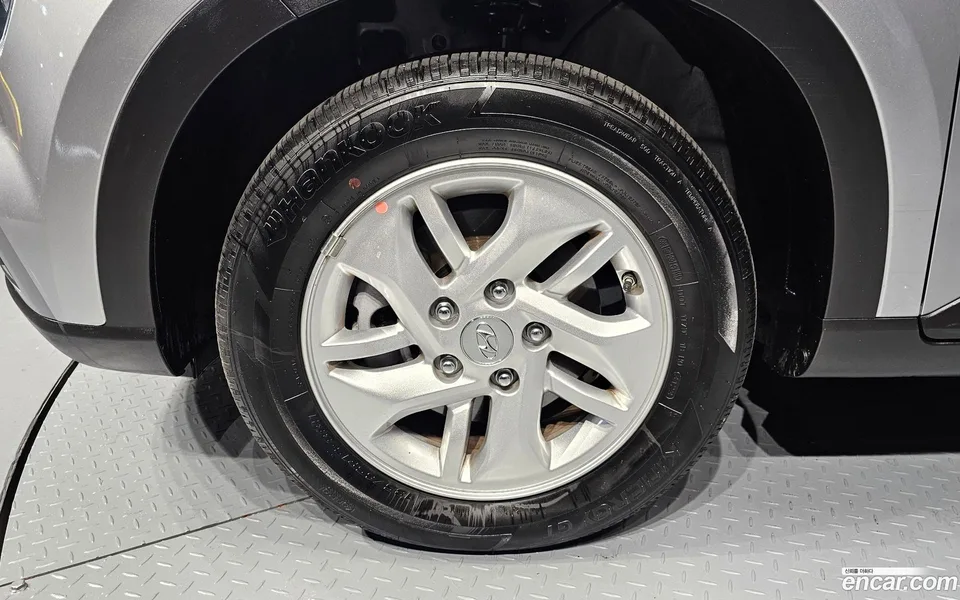 Hyundai Venue 1.6 2023 — миниатюра 5