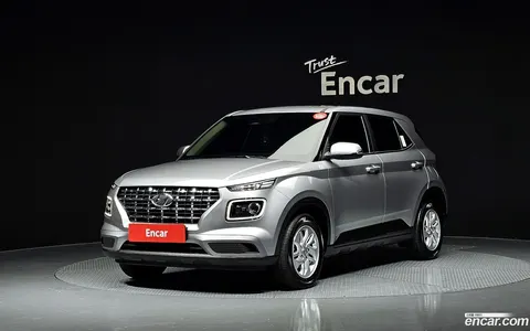 Hyundai Venue 2023 buy in Moscow
