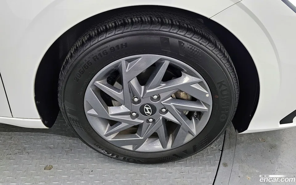 Hyundai Avante CN7 1.6 2023 — миниатюра 5