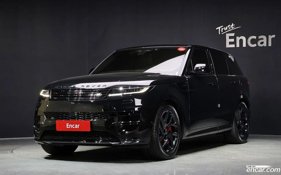 Land Rover Range Rover Sport P550E HSE 2025 — фото 1, купить с доставкой в Москву