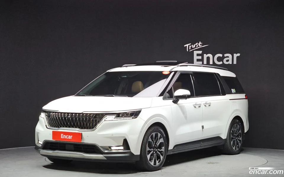 Kia Carnival 9 2022 — фото 1, купить с доставкой в Москву