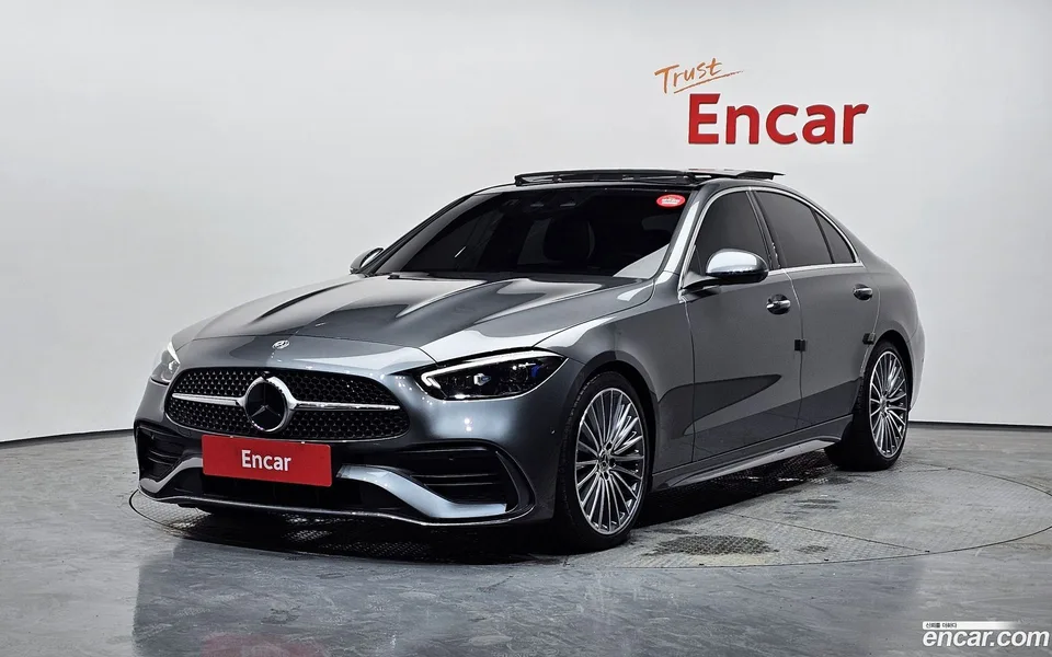 Mercedes-Benz C-Class C300 4MATIC AMG Line 2023 — фото 1, купить с доставкой в Москву