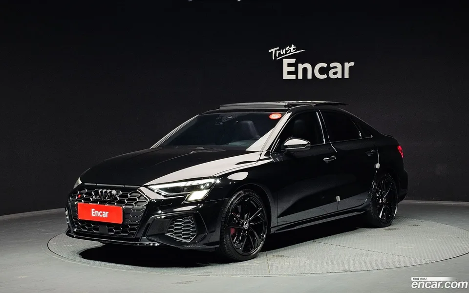 Audi S3 (8Y) 2.0 TFSI 2023 — фото 1, купить с доставкой в Москву