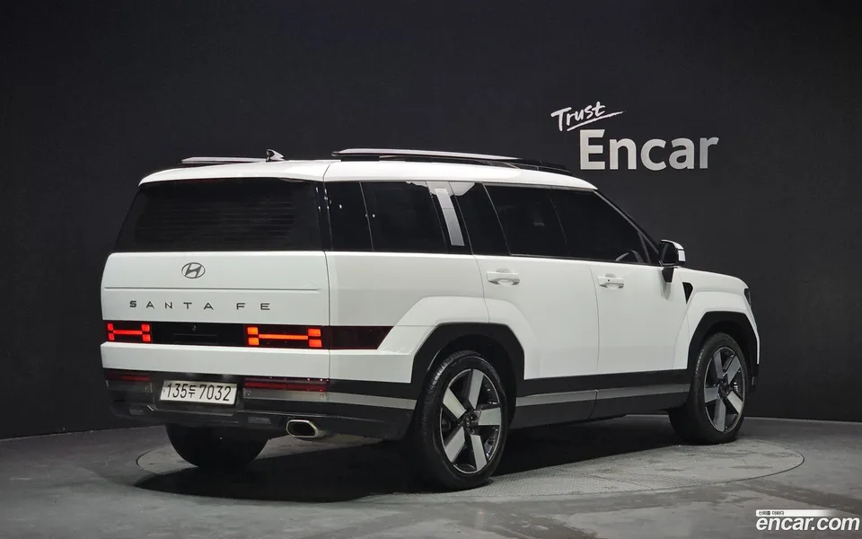 Hyundai SantaFe 2.5T 2WD 2024 — миниатюра 2