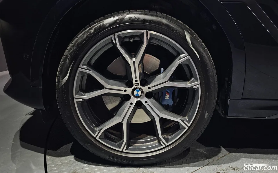 BMW X6 xDrive40i M 2022 — миниатюра 5