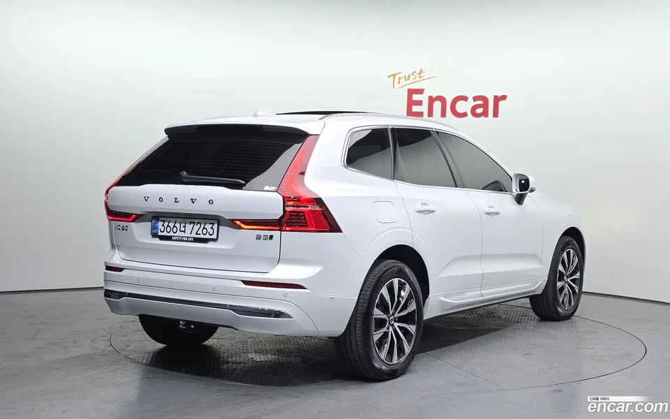 Volvo XC60 B5 2025 — миниатюра 2
