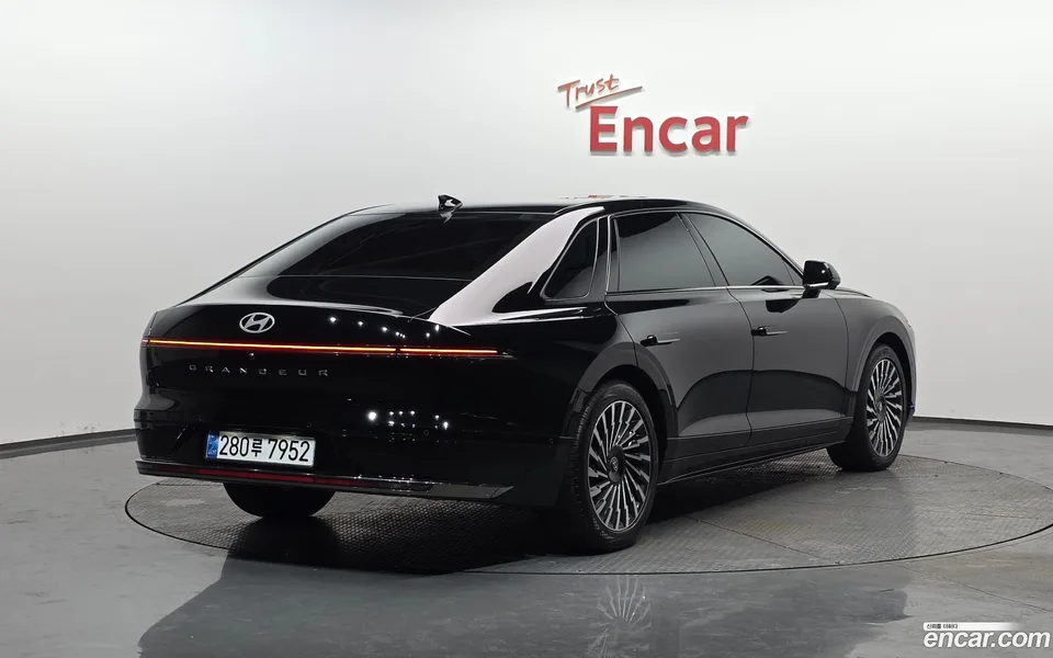 Hyundai Grandeur Hybrid 2024 — миниатюра 2