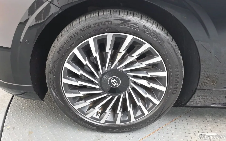 Hyundai Grandeur Hybrid 2024 — миниатюра 5