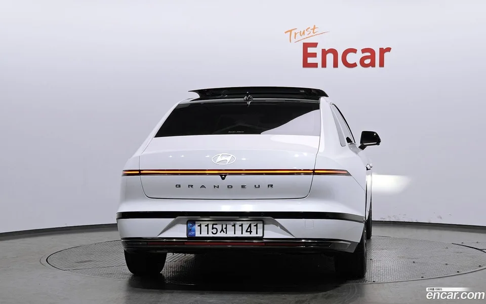 Hyundai Grandeur 2.5 2WD 2023 — миниатюра 4