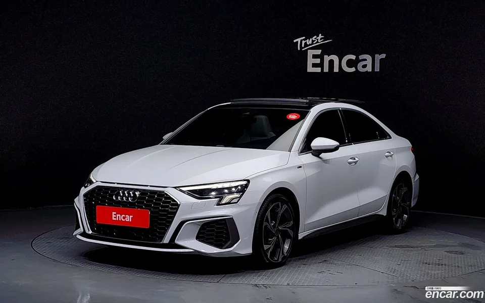 Audi A3 (8Y) 40 TFSI 2024 — фото 1, купить с доставкой в Москву