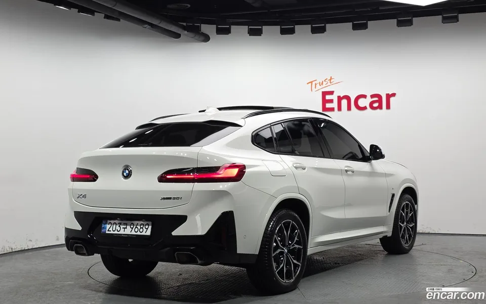 BMW X4 xDrive20i M 2024 — миниатюра 2