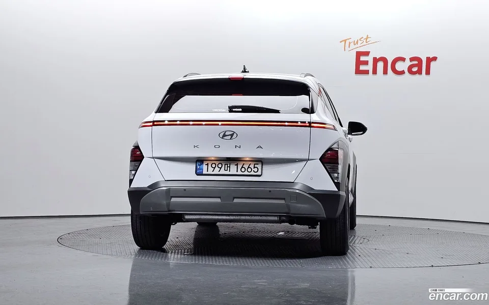 Hyundai Kona 1.6 2WD 2023 — миниатюра 4