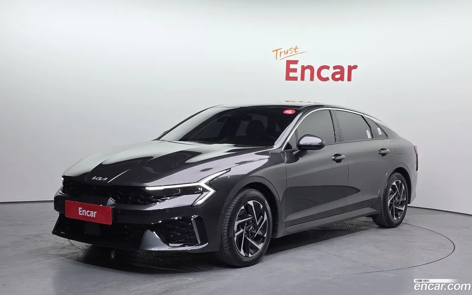 Kia K5 Hybrid 2025 — фото 1, купить с доставкой в Москву