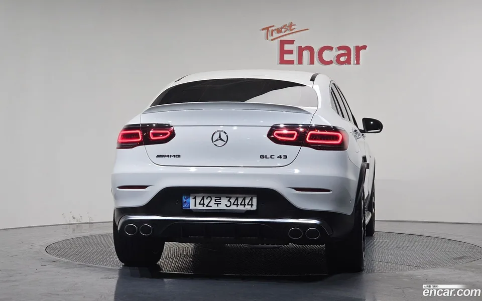 Mercedes-Benz GLC-Class AMG GLC43 4MATIC 2023 — миниатюра 4