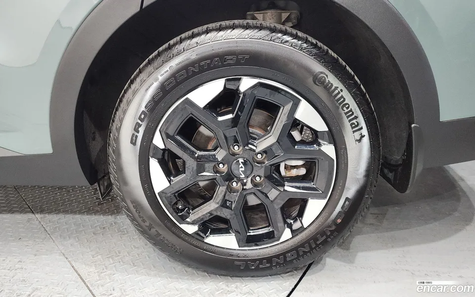 Kia Sorento 2.5T 2WD 2024 — миниатюра 5