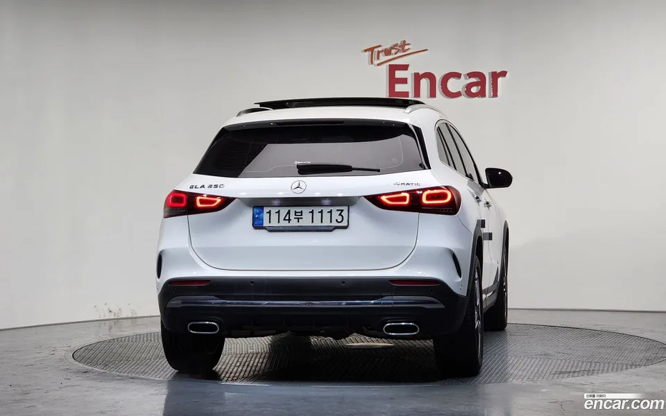 Mercedes-Benz GLA-Class GLA250 4MATIC 2022 — миниатюра 4