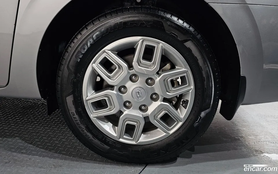 Hyundai Staria 4WD 11 2023 — миниатюра 5