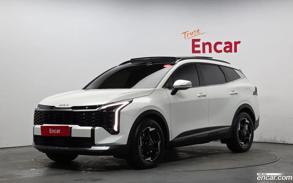 Kia Sportage 1.6 2WD 2025 — фото 1, купить с доставкой в Москву