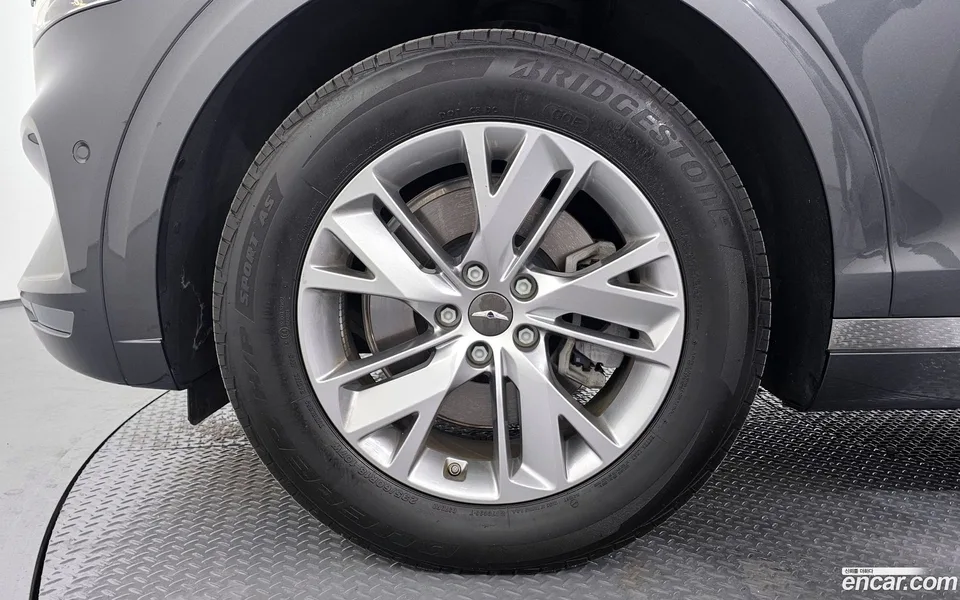 Genesis GV70 2.5T 2WD 2022 — миниатюра 5