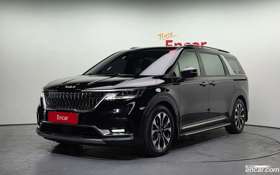 Kia Carnival 9 2023 — фото 1, купить с доставкой в Москву