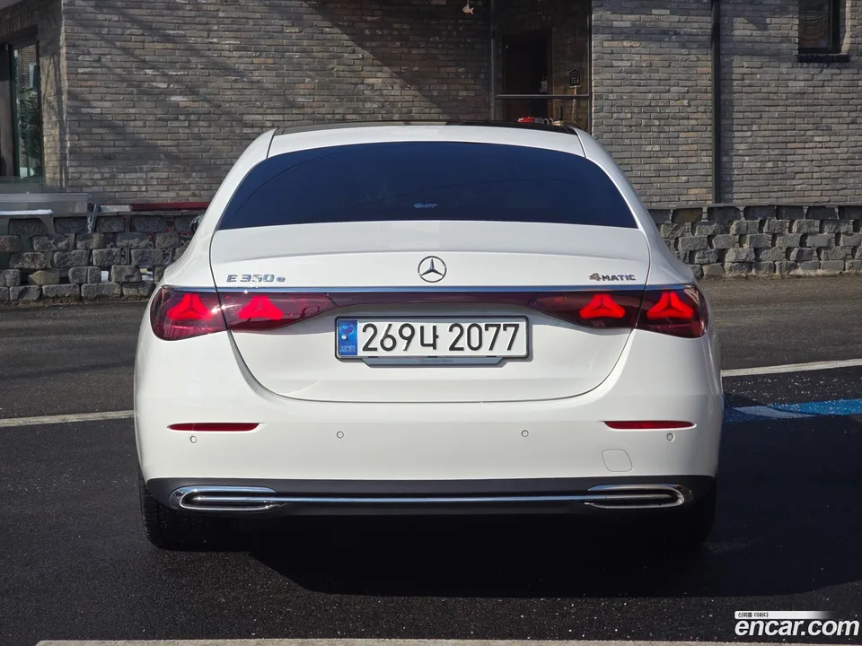 Mercedes-Benz E-Class E350e 4MATIC 2025 — миниатюра 5