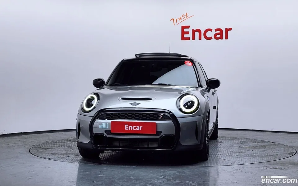 MINI Cooper S 5 2024 — миниатюра 3