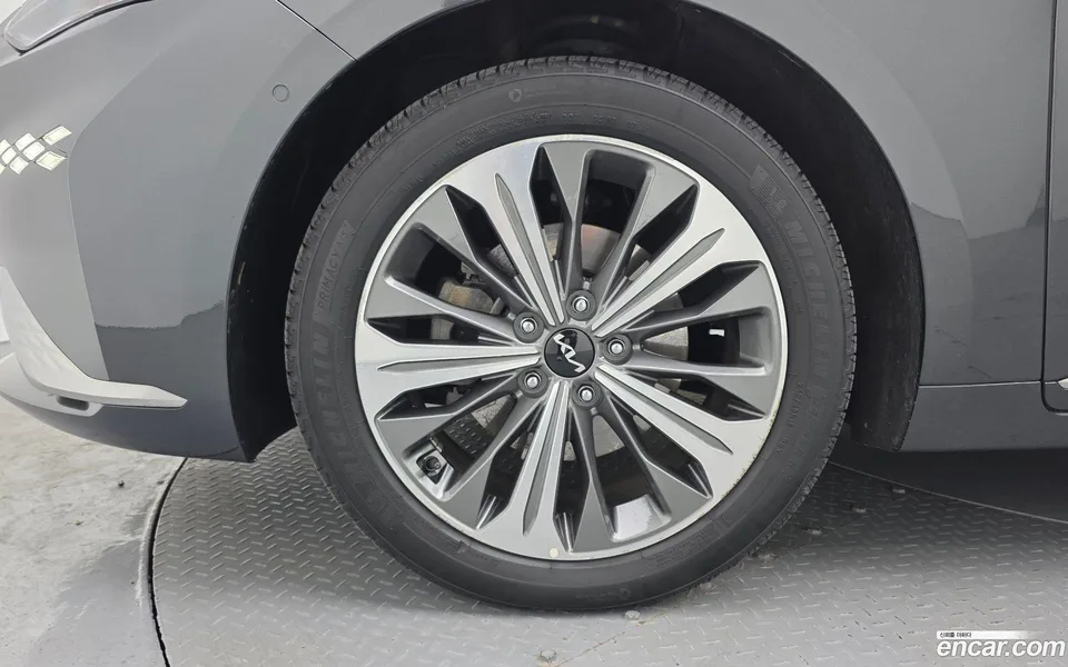 Kia K8 Hybrid 2023 — миниатюра 5