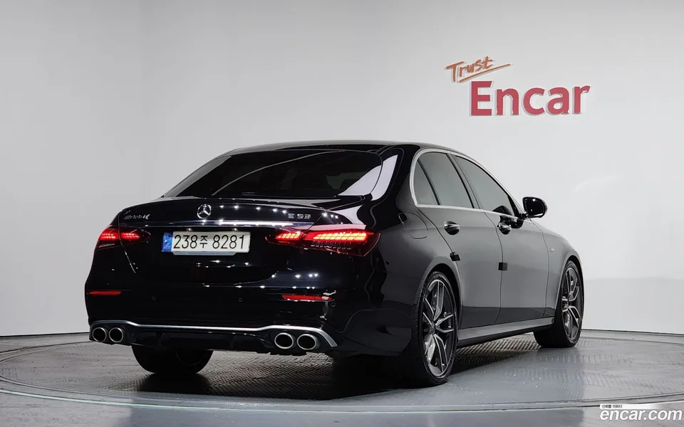 Mercedes-Benz E-Class E53 AMG 4MATIC+ 2022 — миниатюра 2