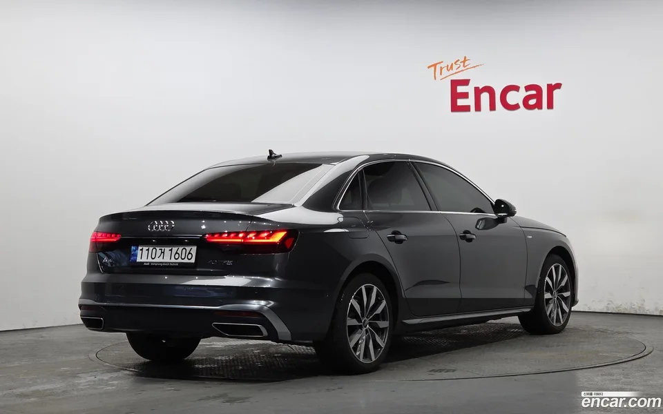 Audi A4 40 TFSI 2022 — миниатюра 2