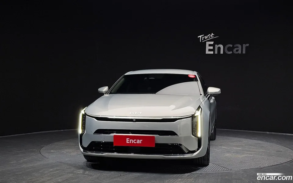 Kia K8 Hybrid 2024 — миниатюра 3