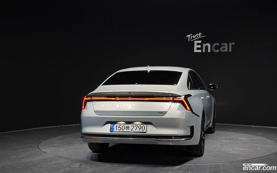 Kia K8 Hybrid 2024 — миниатюра 4