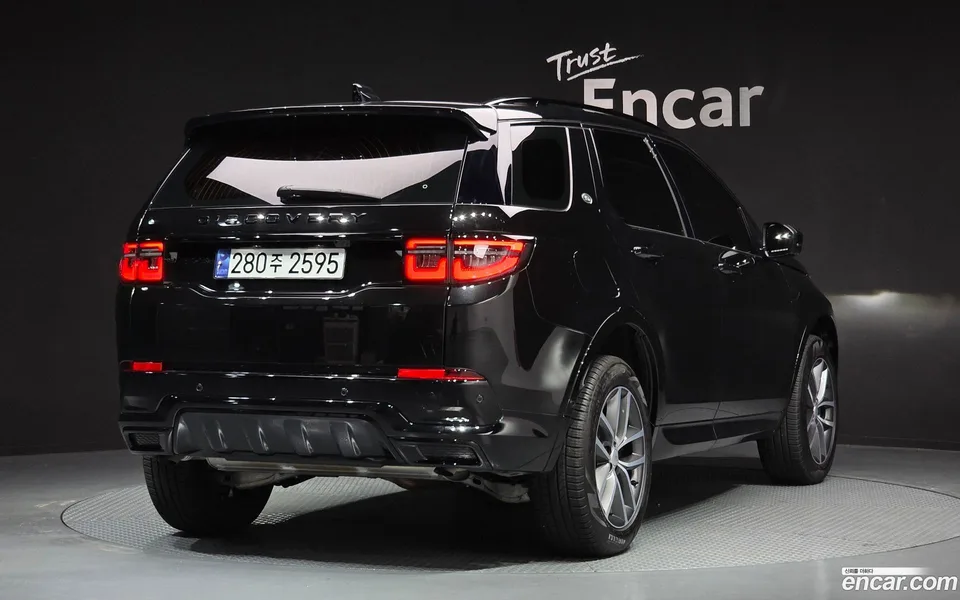 Land Rover Discovery Sport P250 SE 2025 — миниатюра 2