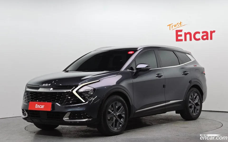 Kia Sportage 2.0 2WD 2022 — фото 1, купить с доставкой в Москву