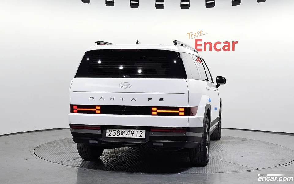 Hyundai SantaFe HEV 1.6 2WD 2024 — миниатюра 4