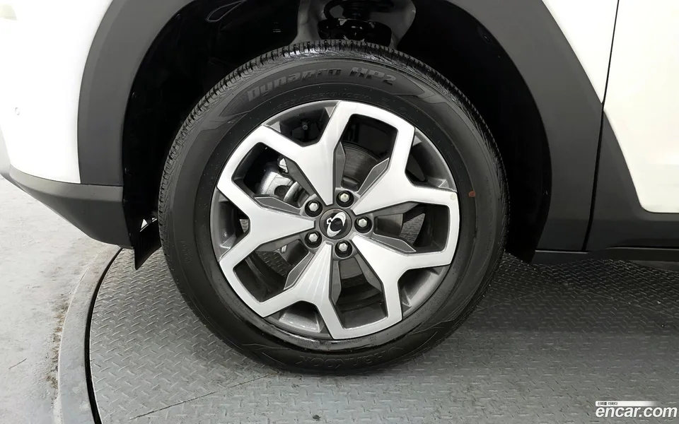 KG Mobility Torres 1.5 2WD 2023 — миниатюра 5