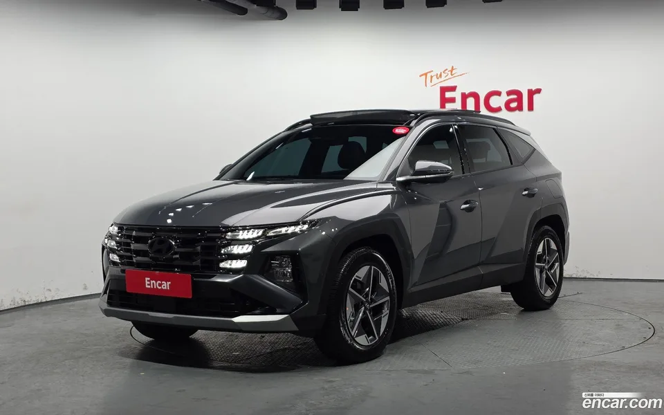 Hyundai Tucson Hybrid NX4 HEV 1.6 2WD 2025 — фото 1, купить с доставкой в Москву