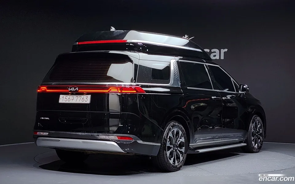 Kia Carnival 9 2022 — миниатюра 2