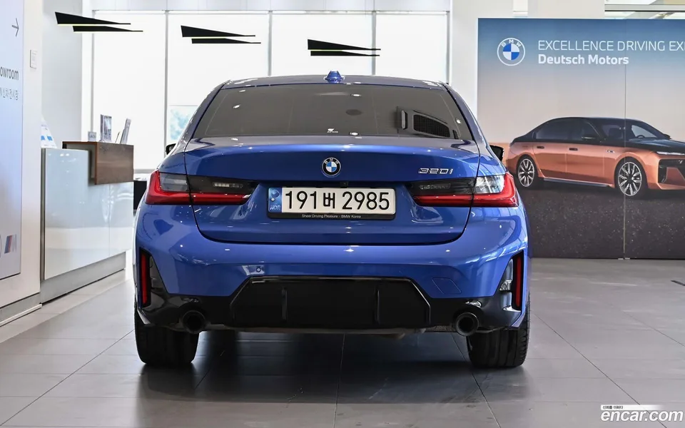 BMW 3 Series 320i M 2022 — миниатюра 4