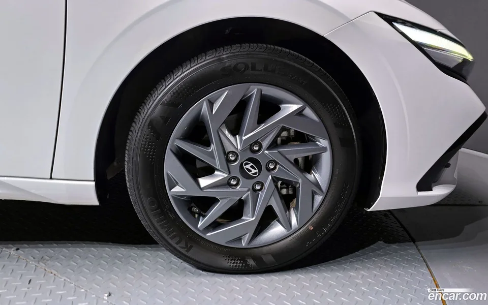 Hyundai Avante CN7 1.6 2023 — миниатюра 5