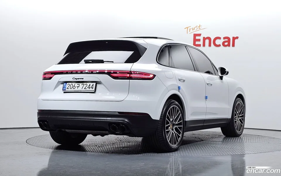 Porsche Cayenne 3.0 2022 — миниатюра 2