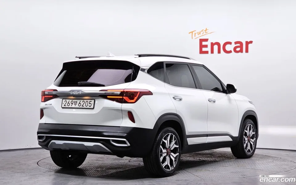 Kia Seltos 1.6 2WD 2022 — миниатюра 2