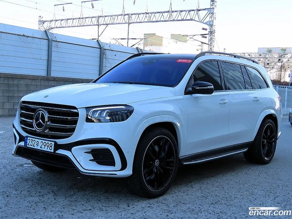 Mercedes-Benz GLS-Class GLS580 4MATIC 2024 — миниатюра 2