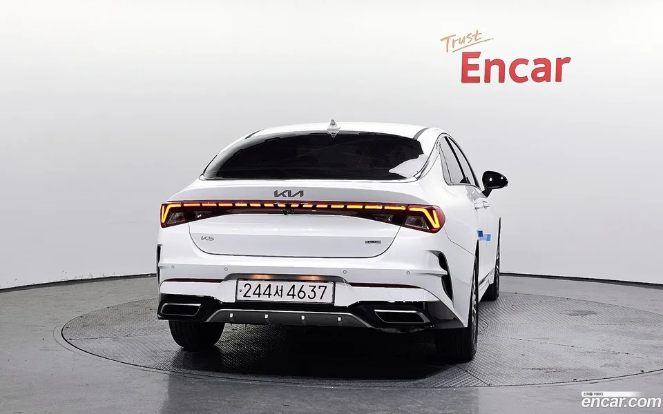 Kia K5 Hybrid 2023 — миниатюра 4