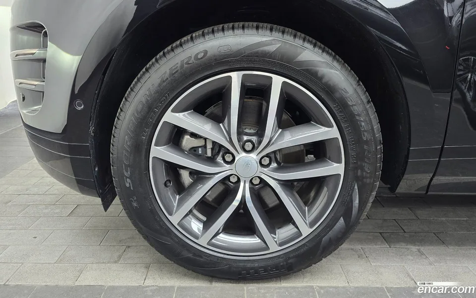 Land Rover Range Rover Evoque P250 SE 2025 — миниатюра 5