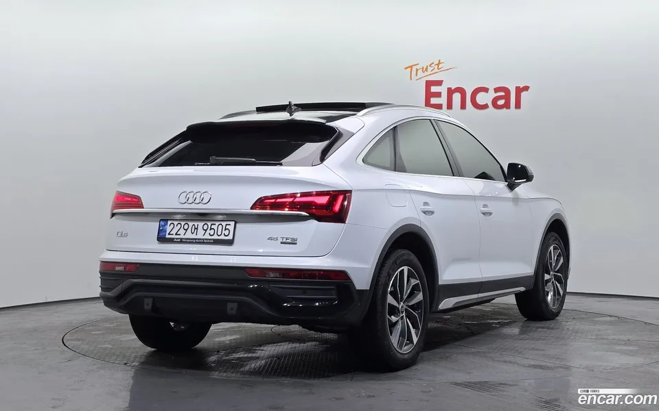 Audi Q5 45 TFSI 2022 — миниатюра 2