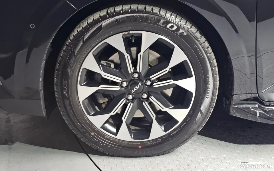Kia Carnival 9 () 2022 — миниатюра 5